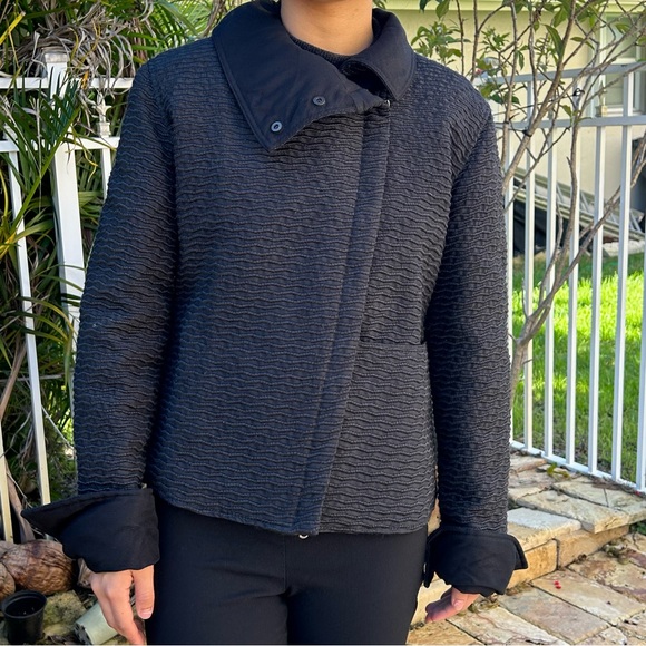 Giorgio Armani Black Ribbed Brocade Silk Zip Jacket! - Picture 2 of 10